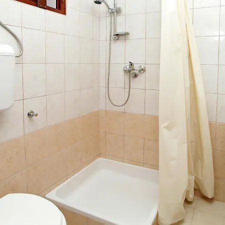 Sarenko-3 By Interhome * Vela Luka