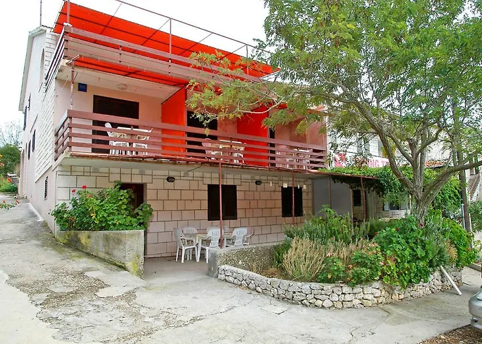 Sarenko-3 By Interhome * 尼亚卢卡